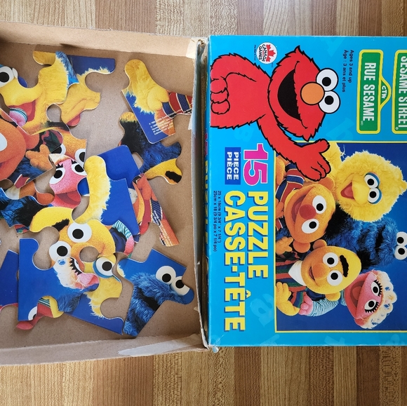 2 vintage sesame street toddler puzzles - Picture 4 of 4